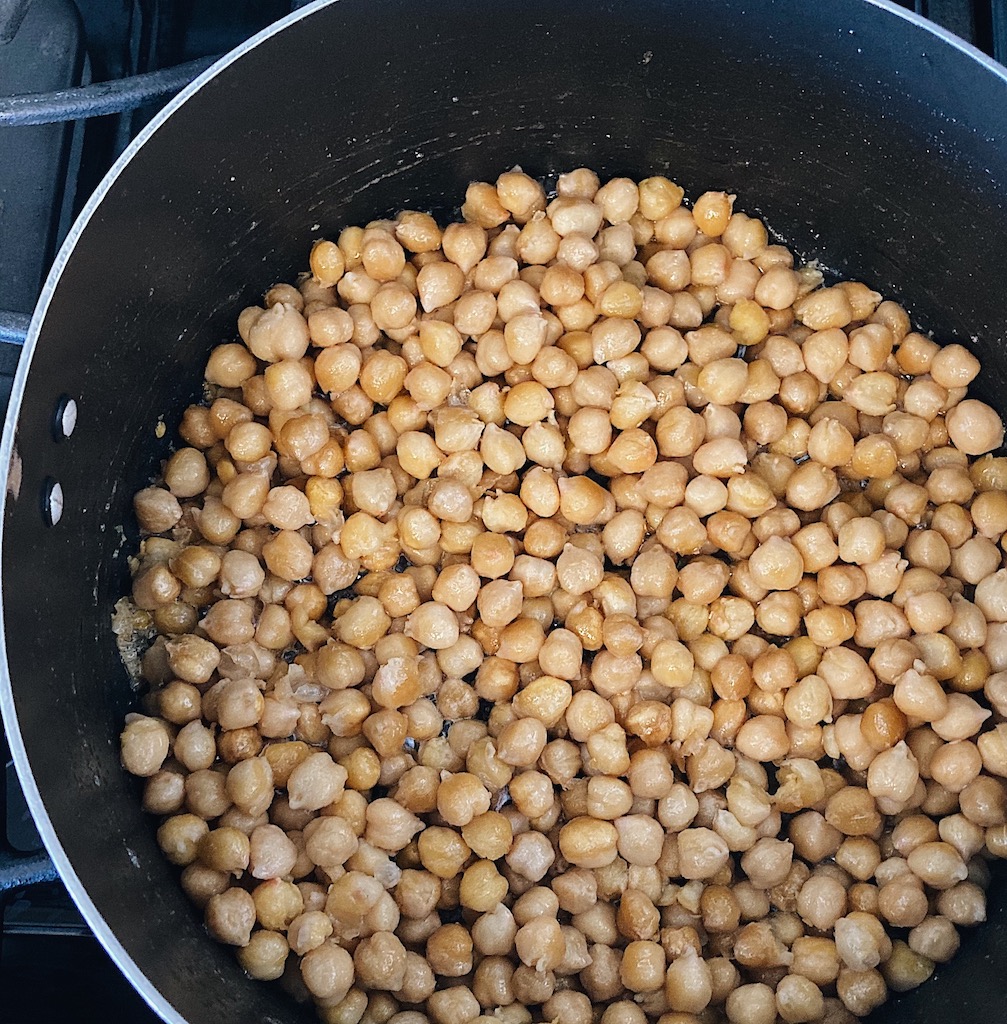 browned chickpeas in stockpot