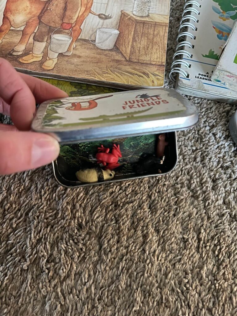 jungle friends animal tin